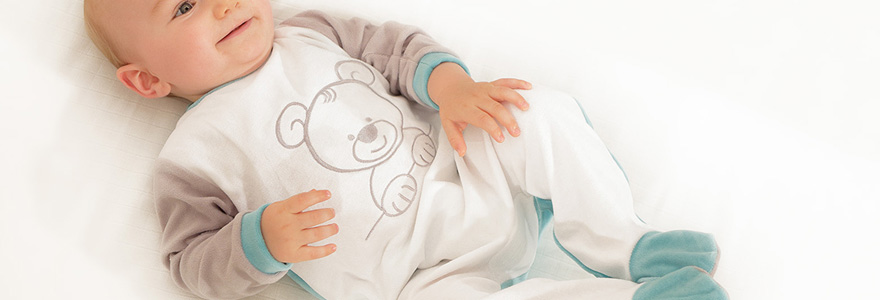 pyjama de son bébé